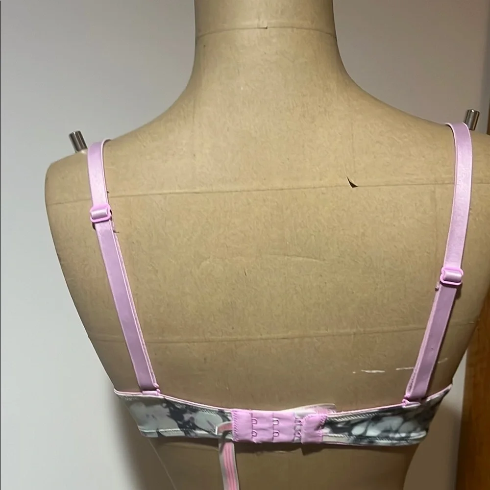 PINK Victoria's Secret Marble Effect Bra